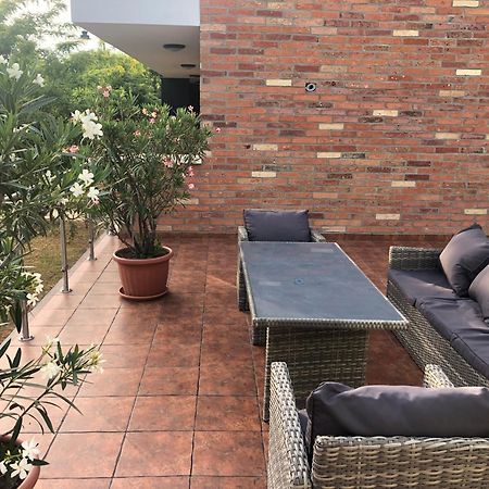 Castellum Apartmanhaz Gyula Ngoại thất bức ảnh