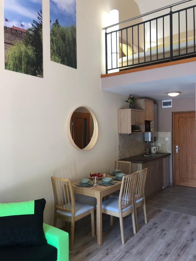 Castellum Apartmanhaz Gyula Ngoại thất bức ảnh