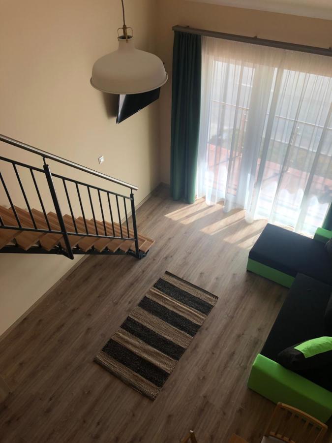 Castellum Apartmanhaz Gyula Ngoại thất bức ảnh