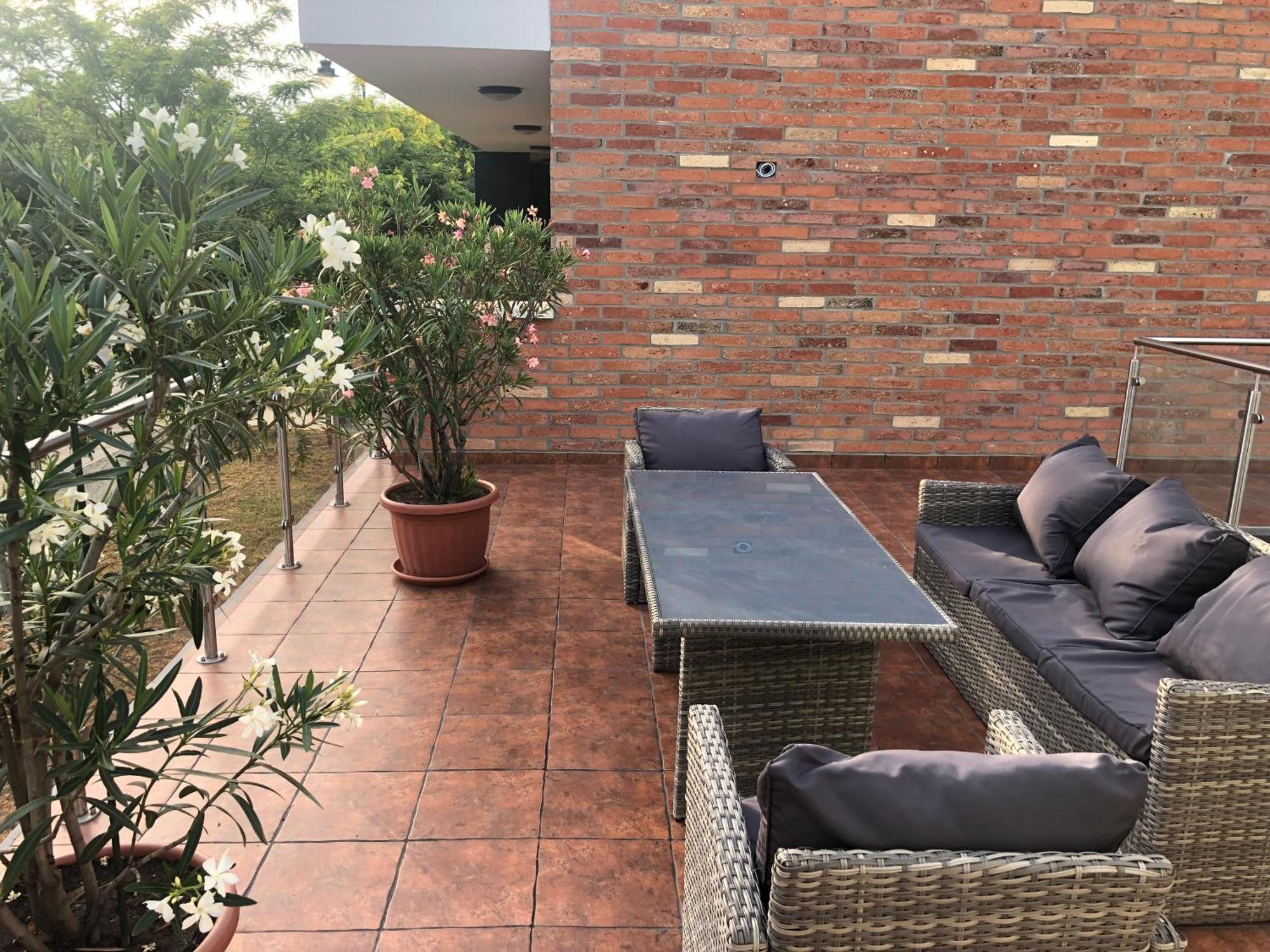 Castellum Apartmanhaz Gyula Ngoại thất bức ảnh
