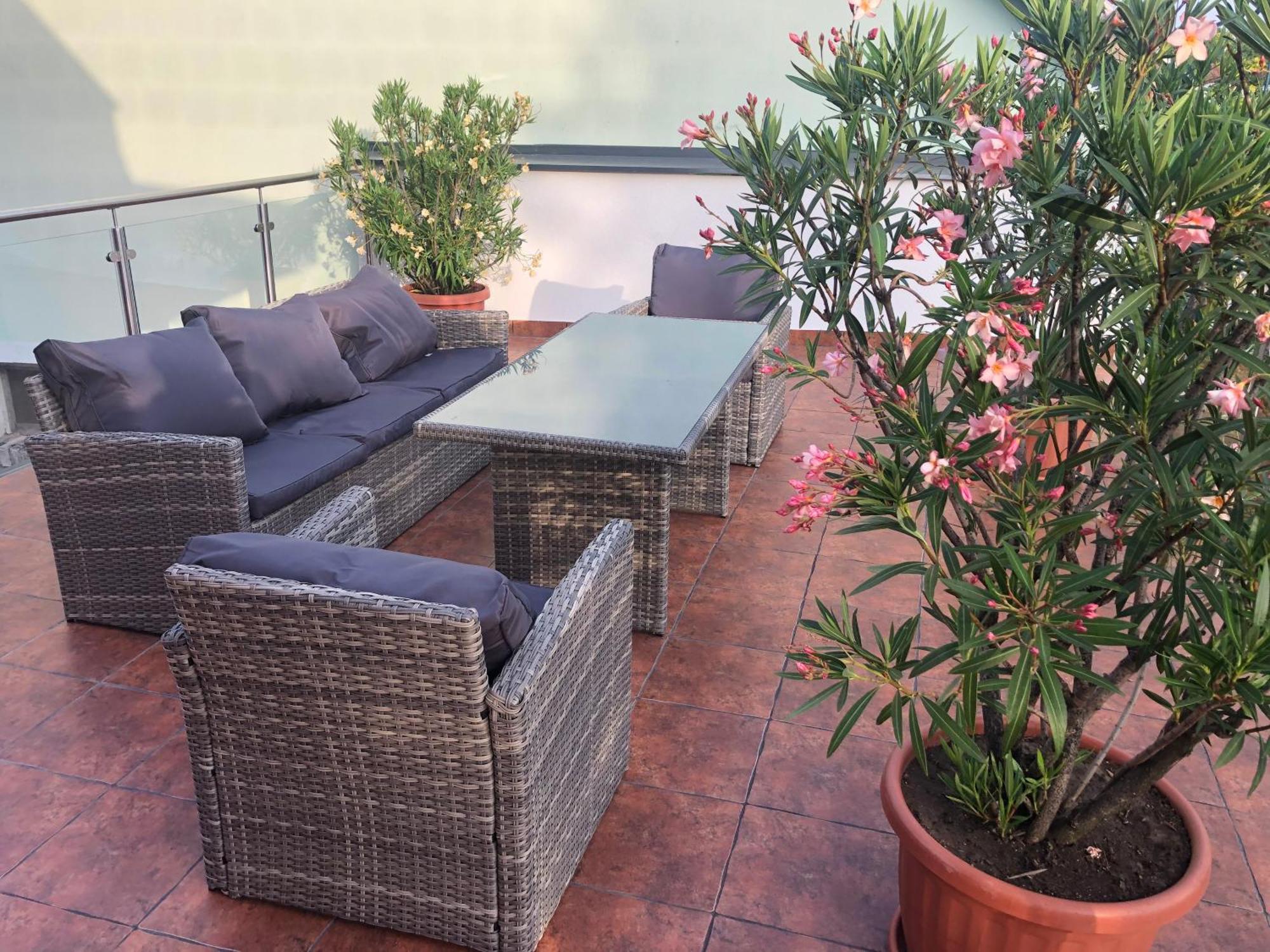 Castellum Apartmanhaz Gyula Ngoại thất bức ảnh