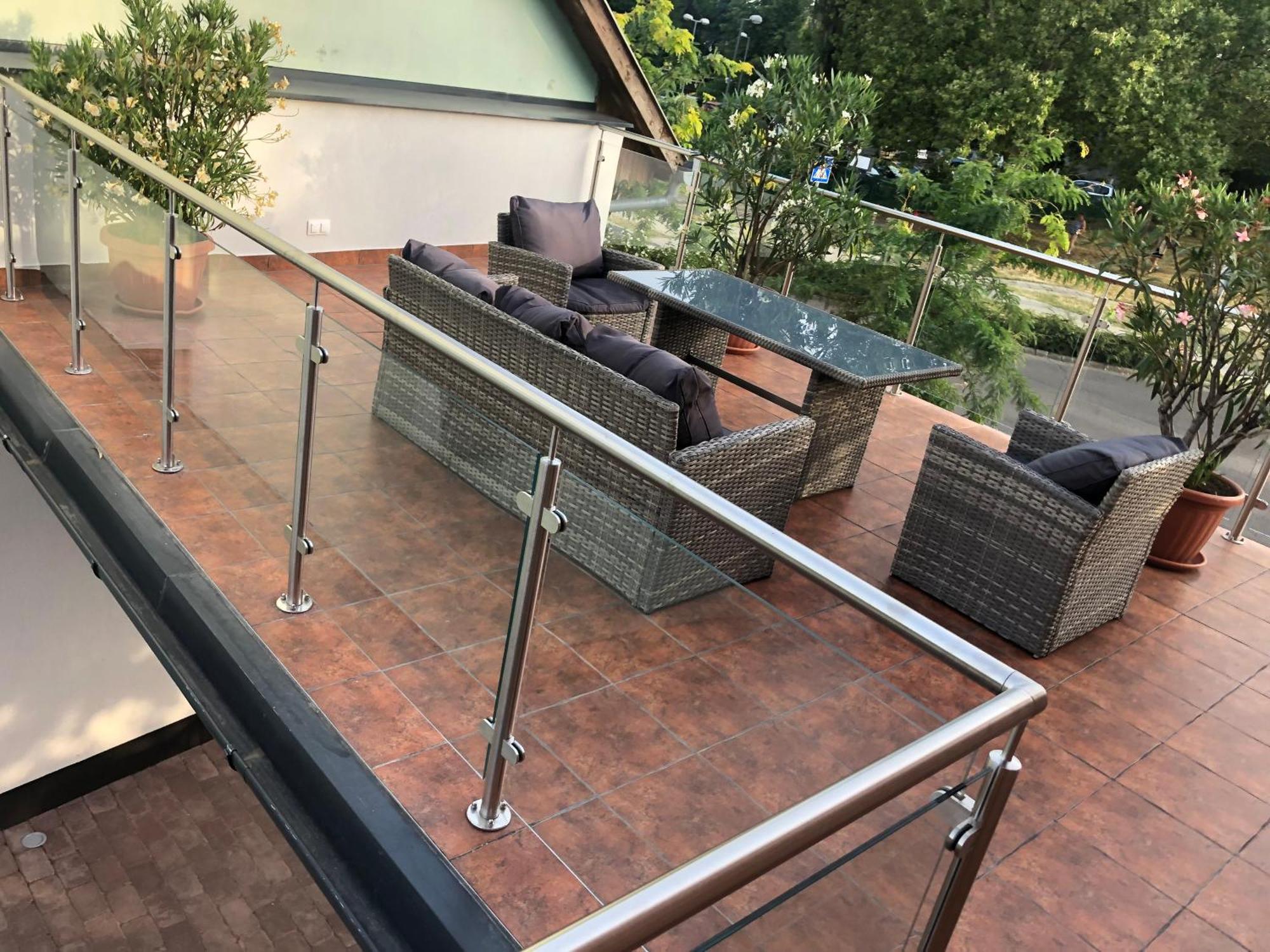 Castellum Apartmanhaz Gyula Ngoại thất bức ảnh